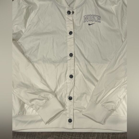 Nike Windbreaker Jacket Womens Medium - Picture 3 of 9